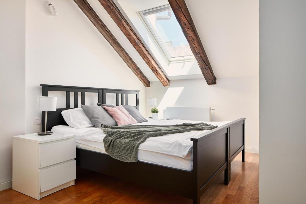 Appartement Days - 3bdr Bright Loft - Ac - Location In New Town *